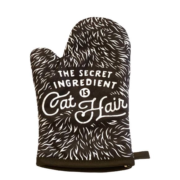 The Secret Ingredient Is Cat Hair Funny Pet Kitten Animal Lover Graphic Kitchen - Picture 1 of 2